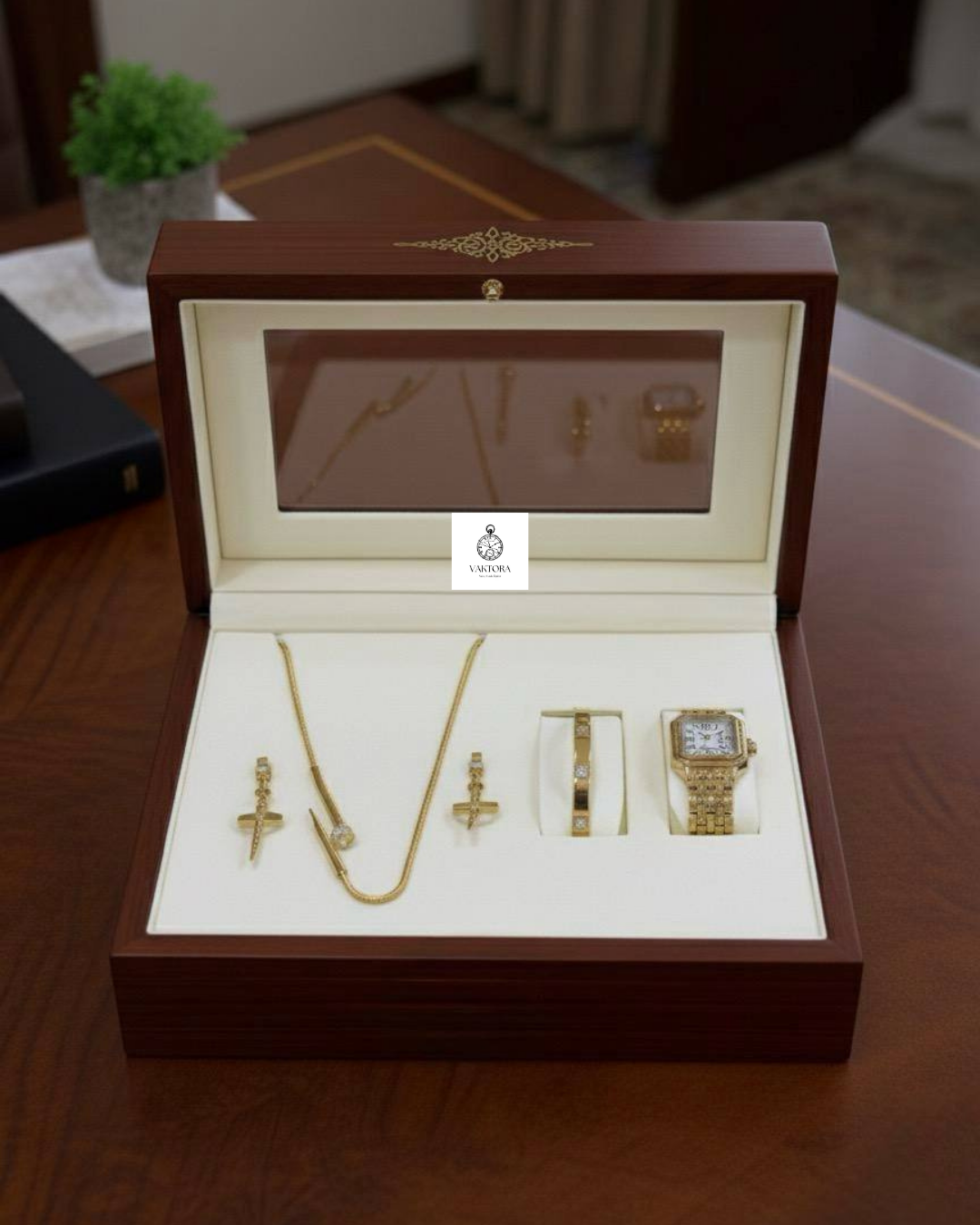 Golden Touch 4'lü Premium Kadın Set